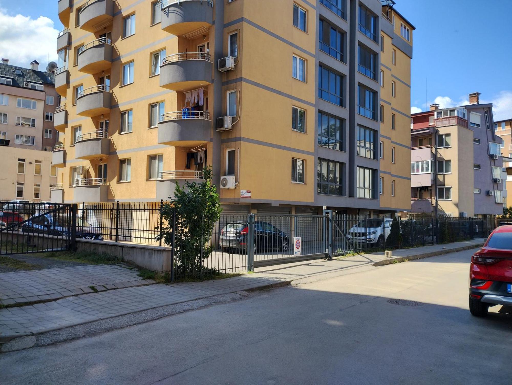 Happy & Free Breakfast - Mladost * Sofia