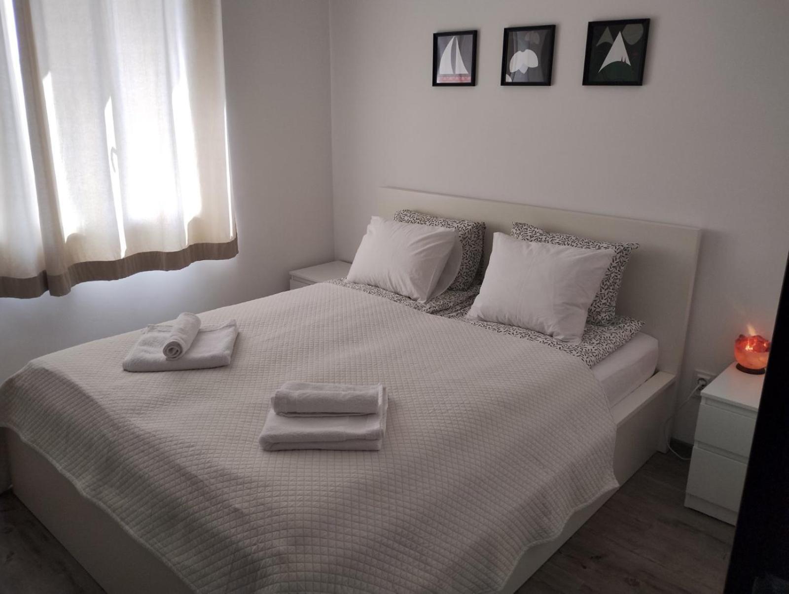 Happy & Free Breakfast - Mladost Apartment Sofia